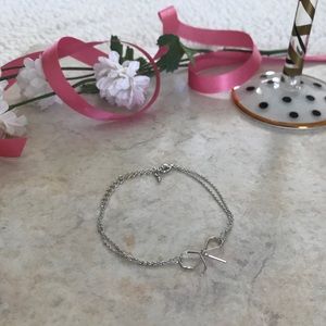 Silver Bow delicate bracelet